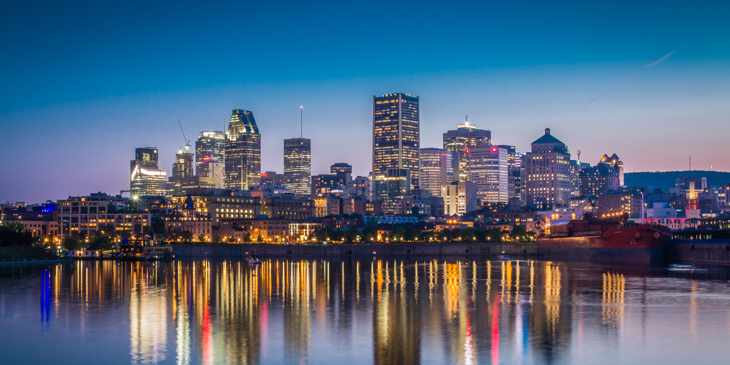 Montreal city skyline